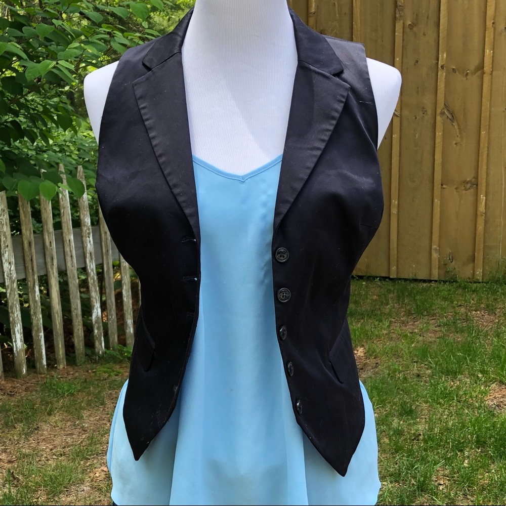 H & M Woman’s fitted vest